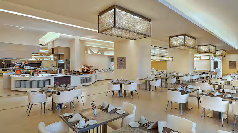 Hilton Makkah Convention Jabal Omar — thumbnail 4